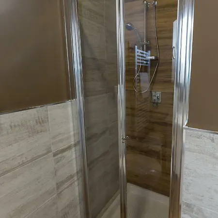 ベッド・アンド・ブレックファスト Marco Polo 16 4*