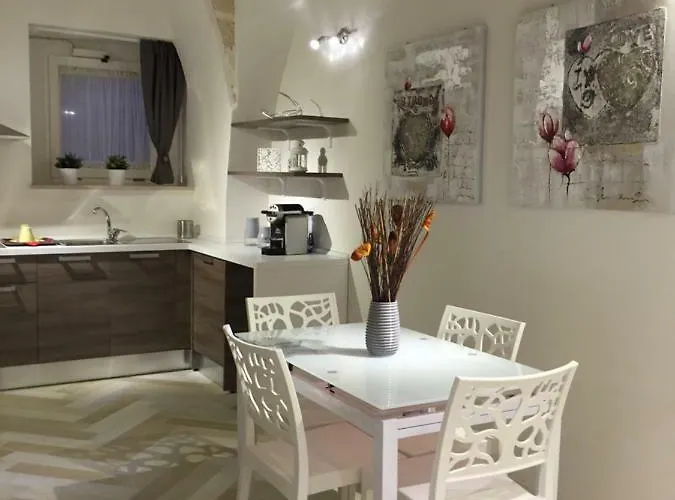 Marco Polo 16 Bed & Breakfast